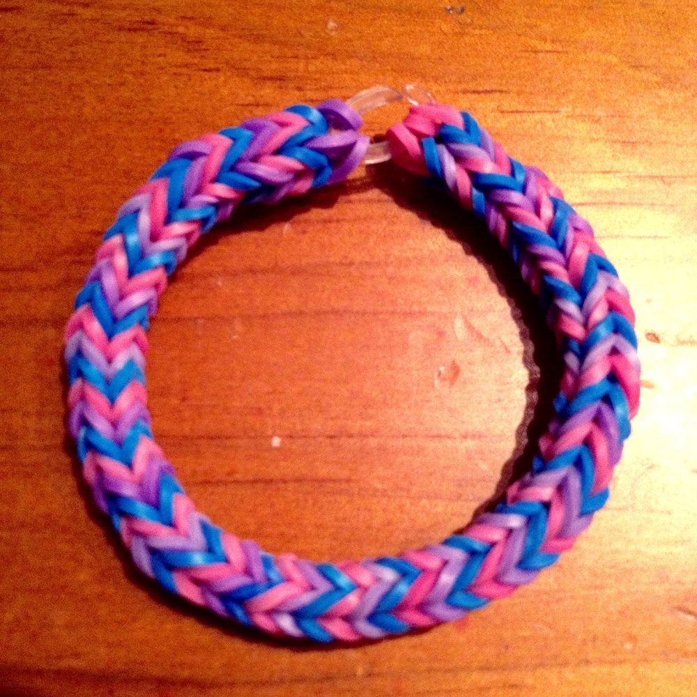 Homemade Rubber-band bracelets pink and blue